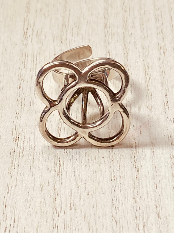 Flower of Barcelona Ring